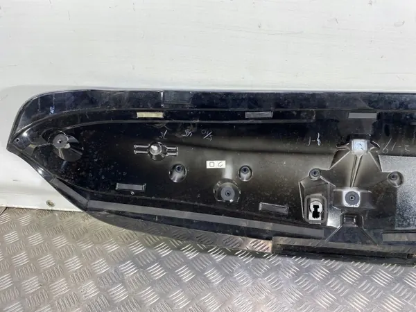 Lexus RX bagagelucksspoiler OEM 7608548041 - Begagnad image 6