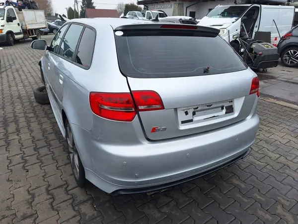 Audi A3 S3 8PA S-LINE Parachoques Trasero Sportback 08-13 image 2