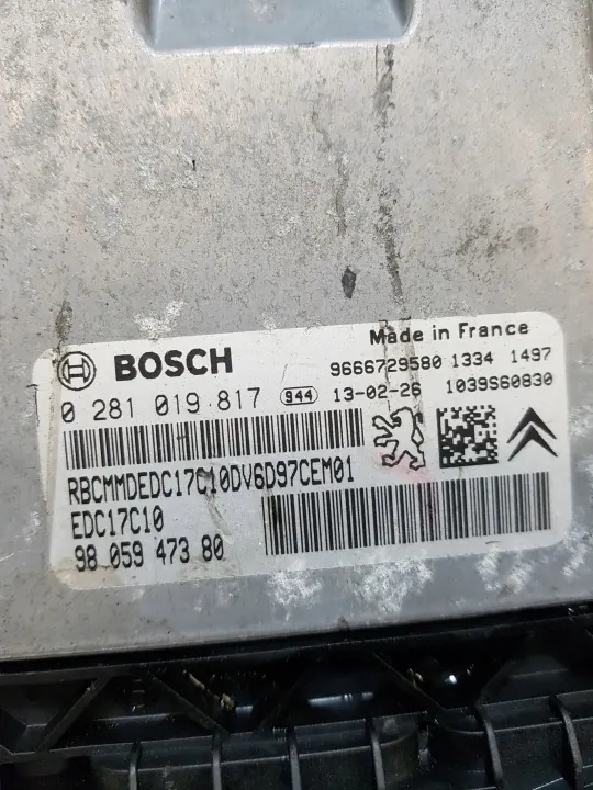 Calculateur Moteur OEM 9805947380 pour Citroen Berlingo 2 image 4