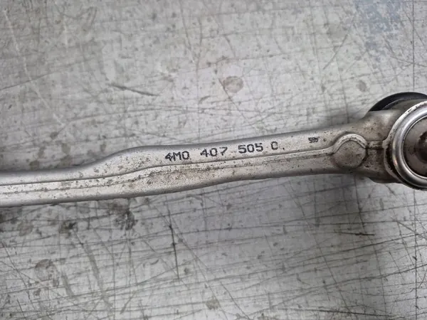Braccio di controllo anteriore sinistro Audi A6 A7 A8 Q7 Q8 4M0407505C image 3