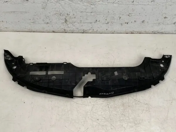 Toyota Verso etuturvavyöpeite OEM 531400F010 image 8