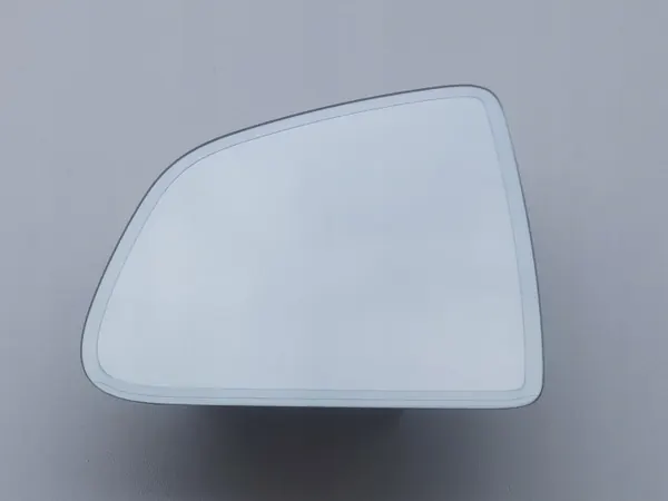 Tesla Y Linker Spiegel-Inzet Fotochrom OEM image 2