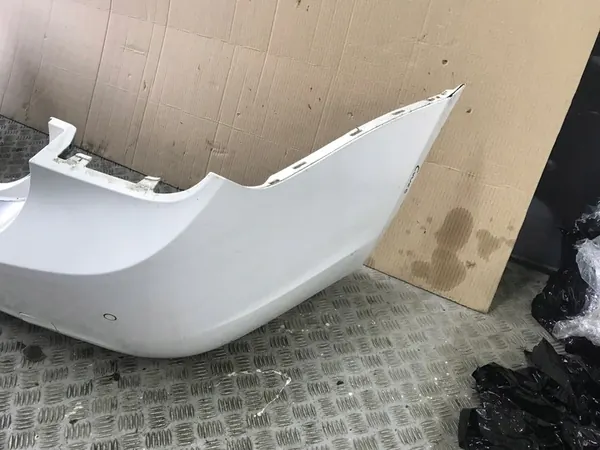 PARAGOLPES TRASERO CHEVROLET CRUZE 08-12 SEDÁN GCB PDC OEM 96981076 image 9