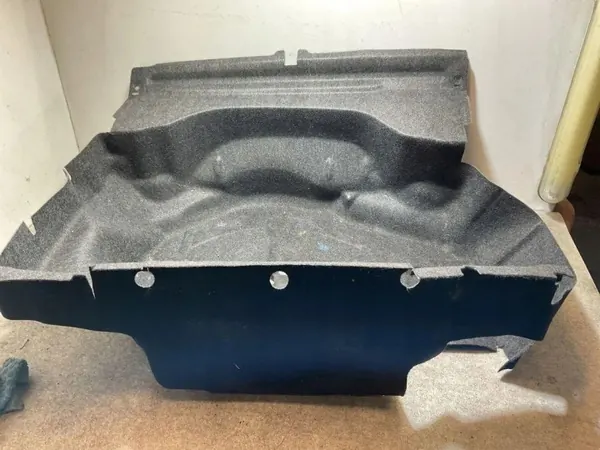 Mercedes-Benz Kofferraummatte OEM A2186840606 - Gebraucht image 3