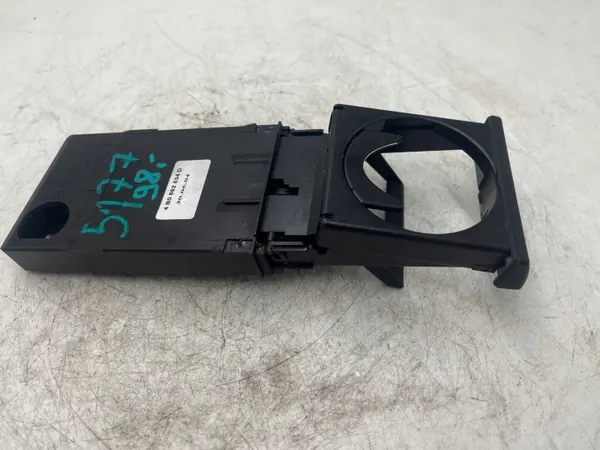 OEM 4B0862534D Voorste bekerhouder voor Audi A6 C5 image 8