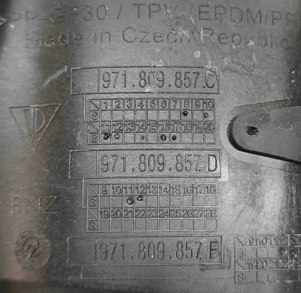 Tampa Depósito Porsche Panamera OEM 971809857C image 7