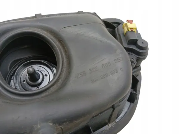 Kraftstoffklappe OEM 3G5809857C für Volkswagen Passat B8 image 9
