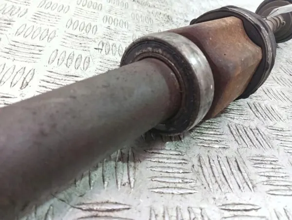 Semi-eje delantero derecho OEM 469748 para Volvo V40 image 4