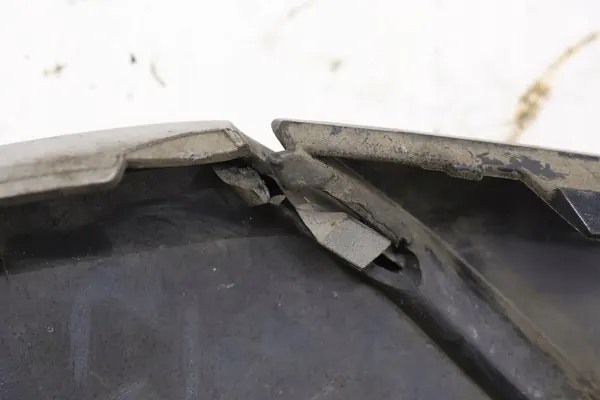 Audi Q5 Framskärms Spoiler 80A807061A image 3