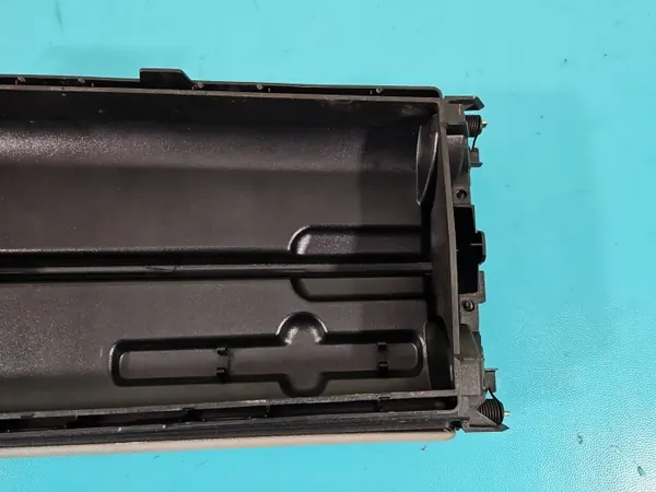 Accoudoir tunnel Mercedes W212 OEM 0005746037 image 5