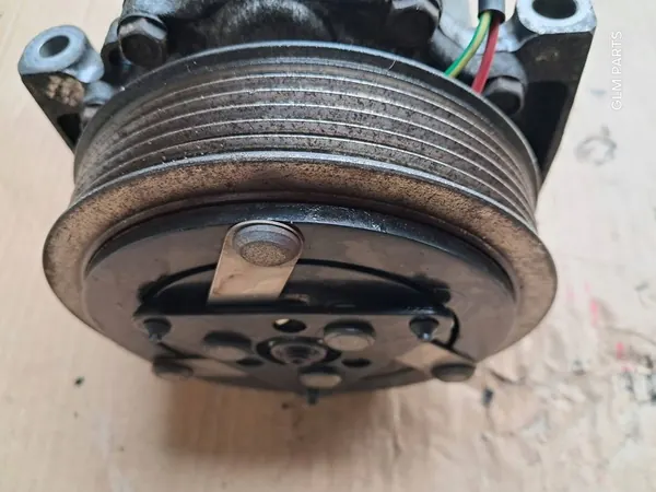 Compresseur de climatisation Peugeot 9671216280 image 3