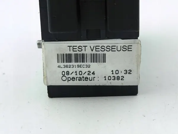 Pinza pirotécnica Peugeot 3008 III OEM 4L362319EC32 image 7