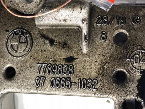 Pompe à huile OEM 7789838 pour BMW E83 3.0 204CH 03-11 image 4