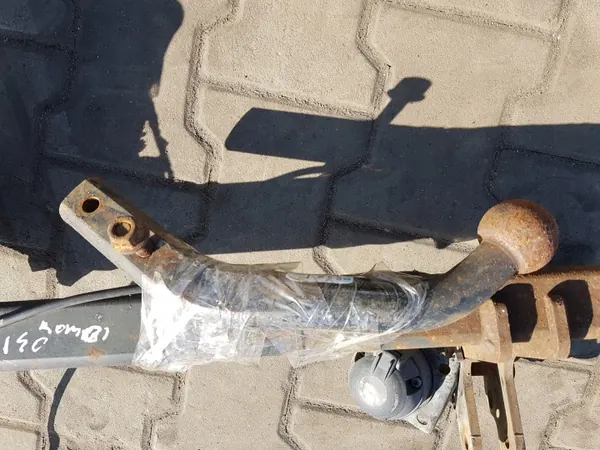 Barra de remolque HYUNDAI I40 11-18 - Pieza OEM image 3