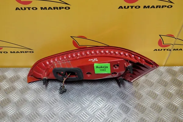 AUDI Q5 2009-2012 Luz Trasera Izquierda LED USA image 7