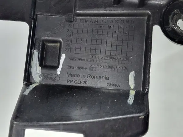 Deslizador para-choques traseiro Ford Courier II MK2 OEM R2X6-17B861-A image 10