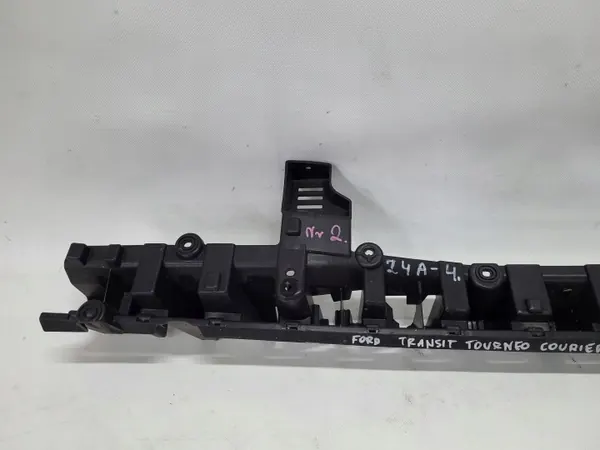 Deslizador para-choques traseiro Ford Courier II MK2 OEM R2X6-17B861-A image 7