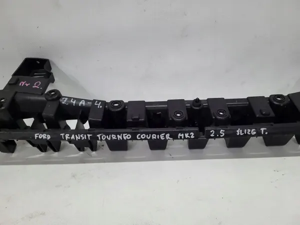 Deslizador para-choques traseiro Ford Courier II MK2 OEM R2X6-17B861-A image 9