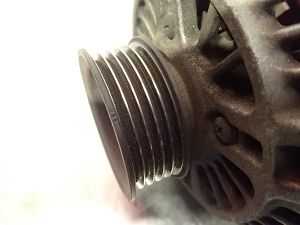 Vaihtovirtageneraattori Subaru Legacy III image 6