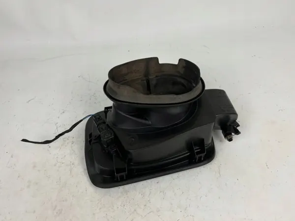 Polttoainekansi OEM 7359171 BMW X1 F48 - Käytetty image 7