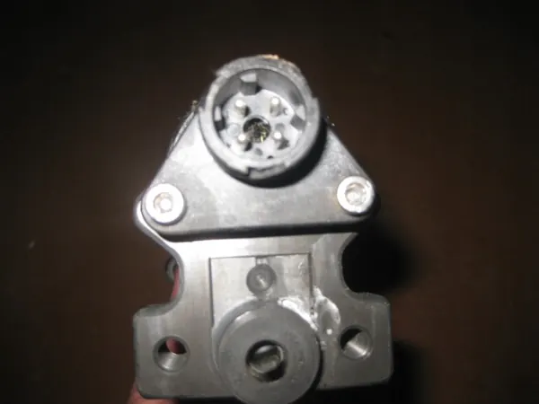 Actuador de embrague ZF OEM 0501337661 - Usado image 4