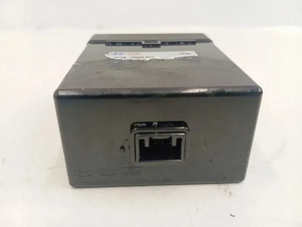 USB-portti OEM 96125N9500 Hyundai Tucson 1.6L image 3