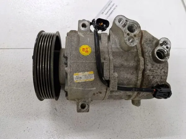 Compresseur de climatisation KIA SORENTO II 2.2 CRDI 977012P250 image 3