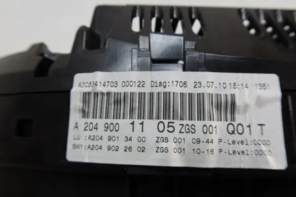 Mercedes W204 Mittaristo OEM 2049001105-1 image 6