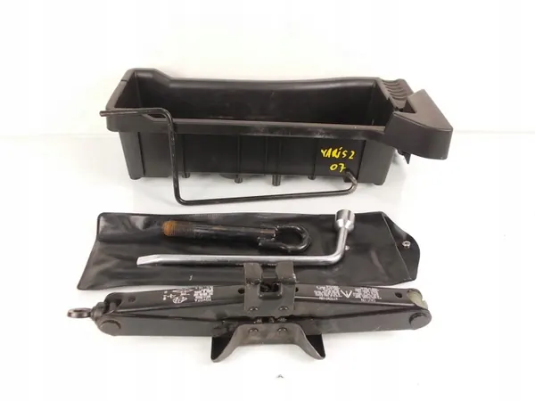 OEM 09111-05010 Toyota domkräcksats - Begagnad image 2
