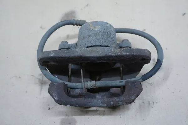 TOYOTA RAV4 II Fram vänster bromsok OEM image 4
