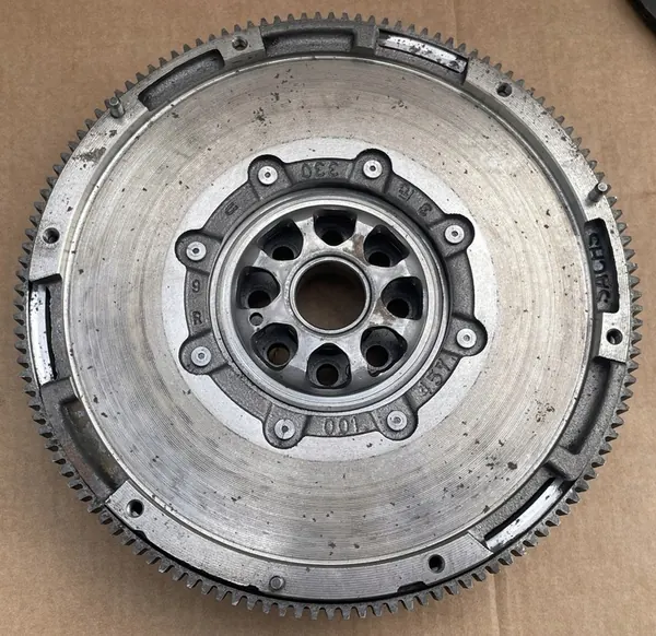 Volante de Dupla Massa 06K105266H VW Skoda Audi image 10