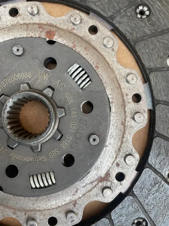 Volante de Dupla Massa 06K105266H VW Skoda Audi image 6