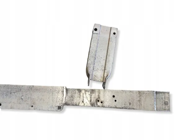 Mercedes-Benz E-luokka W207 etupuskurin palkki OEM A2046205834 image 7