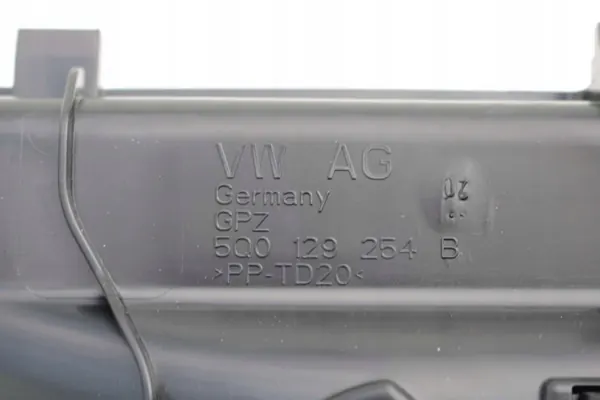 Audi VW Seat Skoda Luftansaugung OEM 5Q0129254B Gebraucht image 5