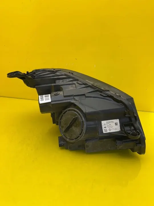Linker Koplamp Mercedes E-Klasse W213 H7 A2138202161 image 4