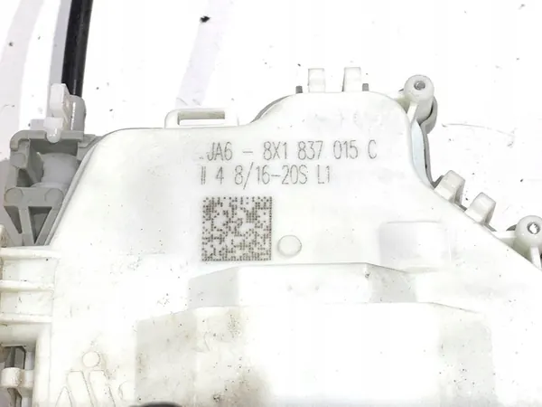 Vänster Framdörrslås Audi A4 B9 Avant 8X1837015C image 4
