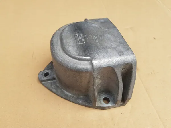 Moottorin tukikansi / Audi A2 1.4 TDI / 8Z0199212A image 2