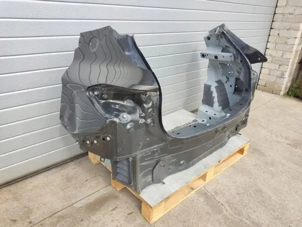 BMW X2 F39 takakoriopaneeli OEM 7467369 image 10