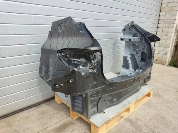 BMW X2 F39 takakoriopaneeli OEM 7467369 image 3