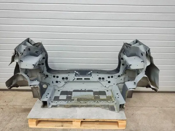 BMW X2 F39 takakoriopaneeli OEM 7467369 image 4