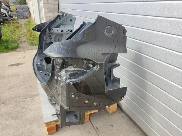 BMW X2 F39 takakoriopaneeli OEM 7467369 image 8