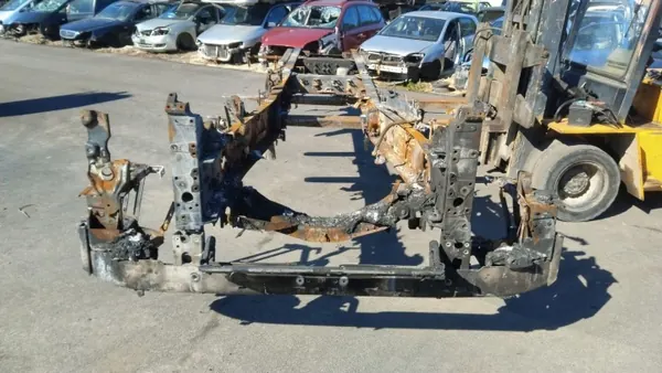 Gebruikt Renault OE frame RAMA RENAULT T520 image 2