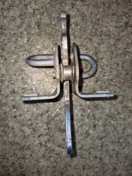 Butée de porte arrière droite BMW 3 E30 OEM 1806785 image 3