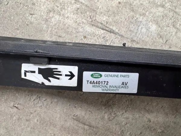 Estribo esquerdo OEM T4A40172 para Jaguar F-Pace image 3