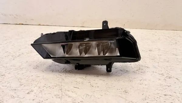 Linkes Halogen LED Licht OEM 657941699A für Skoda Scala image 2