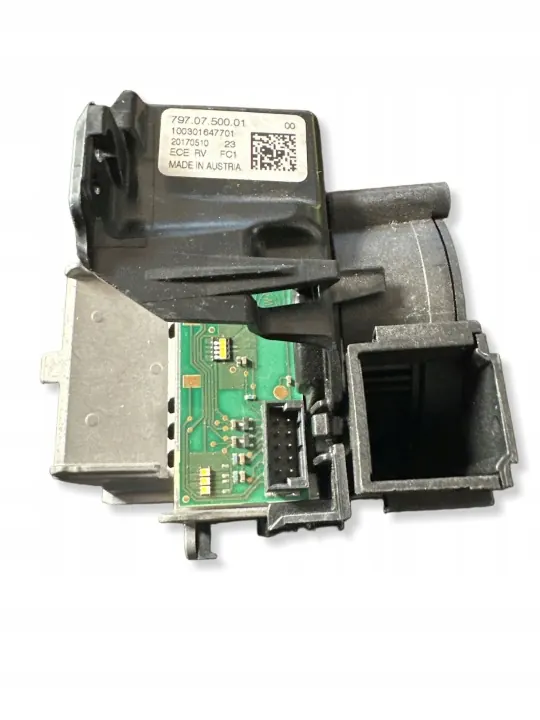 Módulo de luces OEM 7970750001 Mercedes CLA image 2