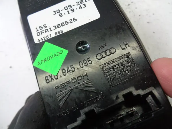 AUDI A1 LUZ TRASEIRA DIREITA 8X0945096 8X image 5