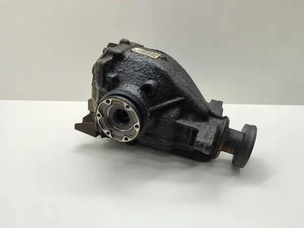 Taka-akselin tasauspyörästö OEM 7542514 BMW 5 E60/E61 image 7