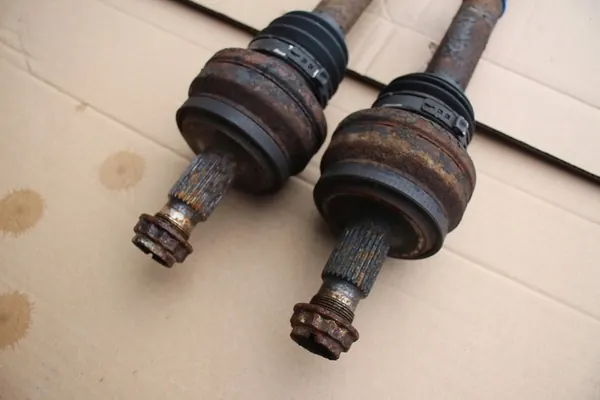 Arbres de transmission complets Mercedes W204 C200 1.8 Compressor image 3