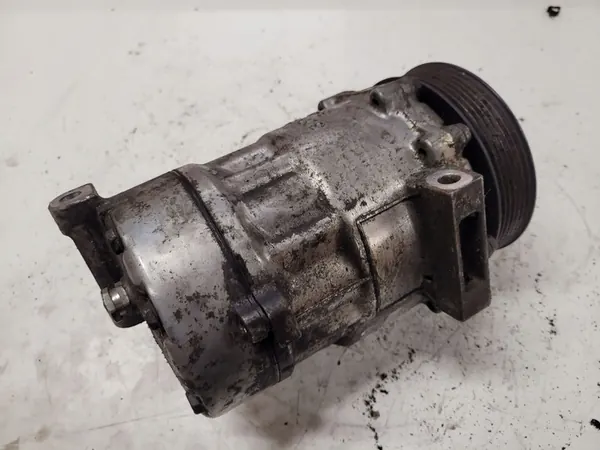 Ilmastointikompressori OPEL VECTRA C 1.9L diesel image 3